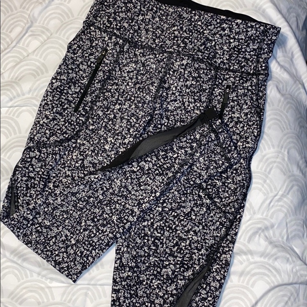 Size 6 LULULEMON leggings